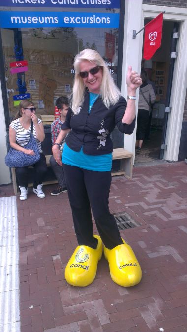 MysteryWoman MysteryWoman