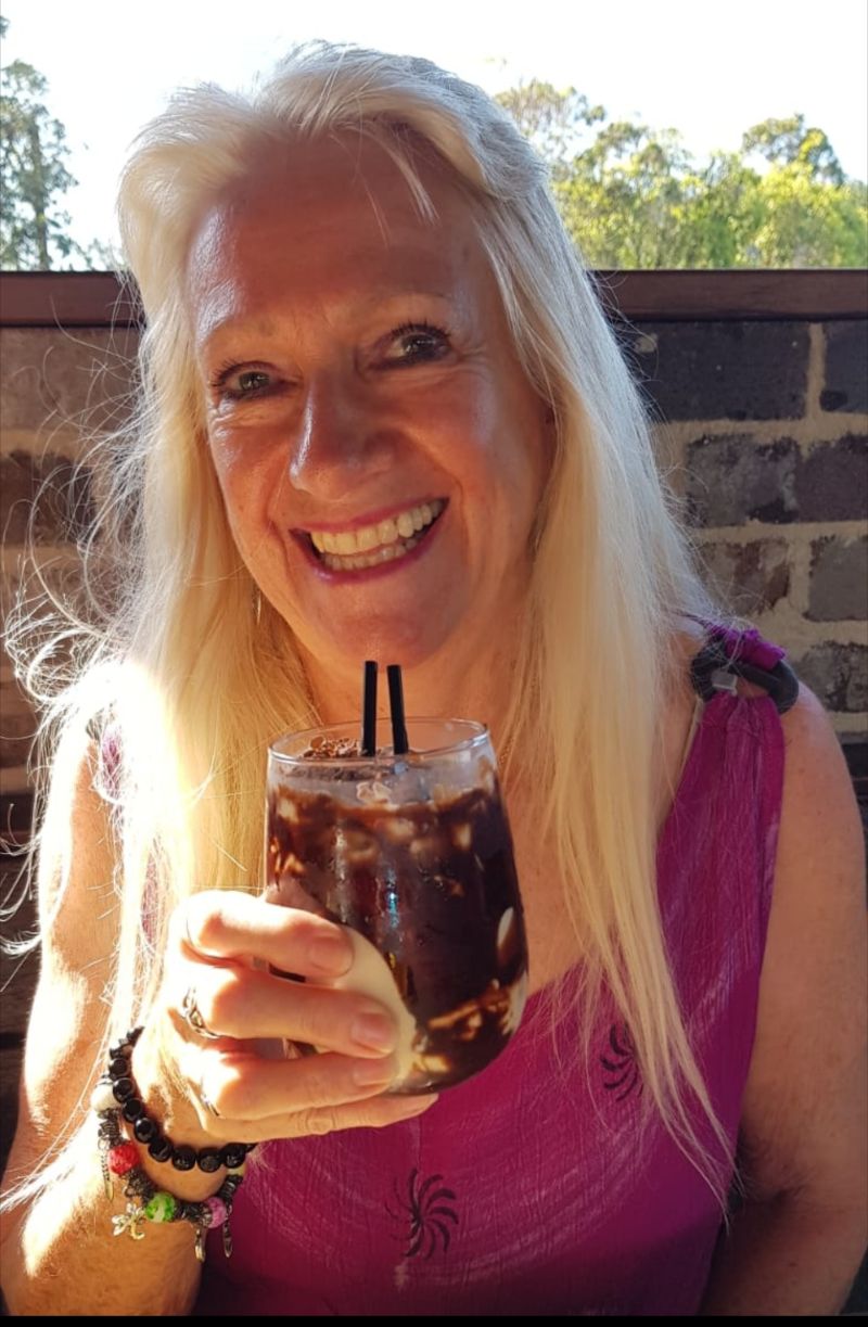 MysteryWoman MysteryWoman